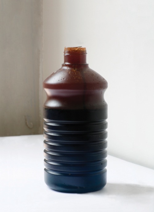 Benoit Platéus, Untitled, 2011, Kodak Flexicolor developer, urethane, dimensions variable