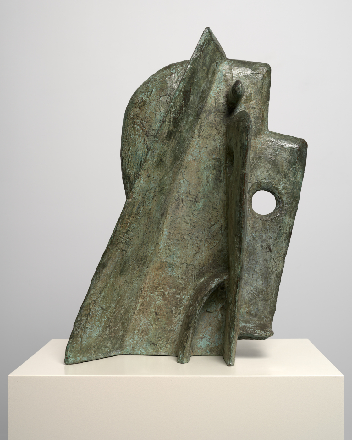 Horse, 1946. Bronze
28 x 14 x 21 in. (71.12 x 35.56 x 53.34 cm)