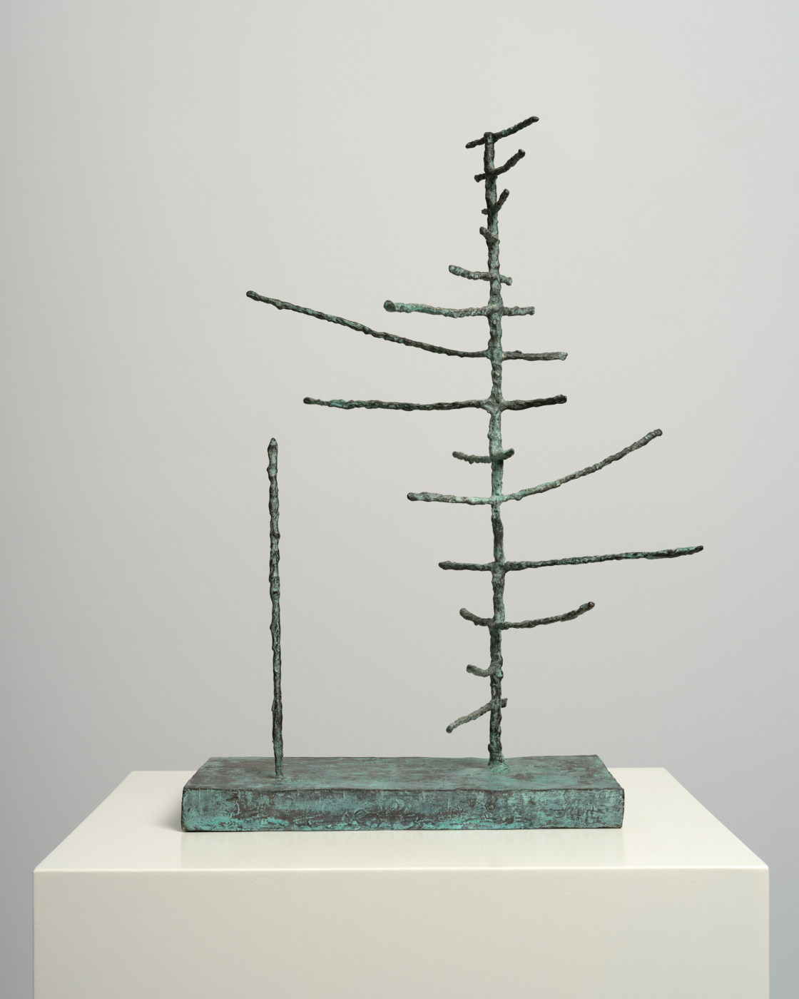 Torque Upwards, 1949. Bronze, 23 1/2 x 13 1/4 x 17 in. (59.69 x 33.66 x 43.18 cm)