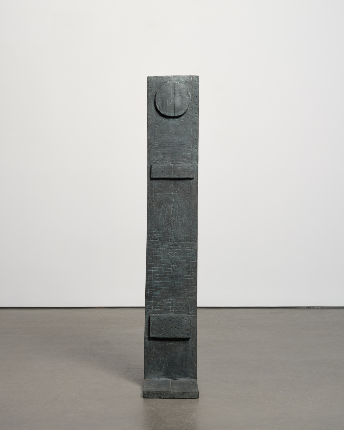 Screwhead, 1957. Bronze, 53 3/4 x 9 x 18 in. (136.53 x 22.86 x 45.72 cm)