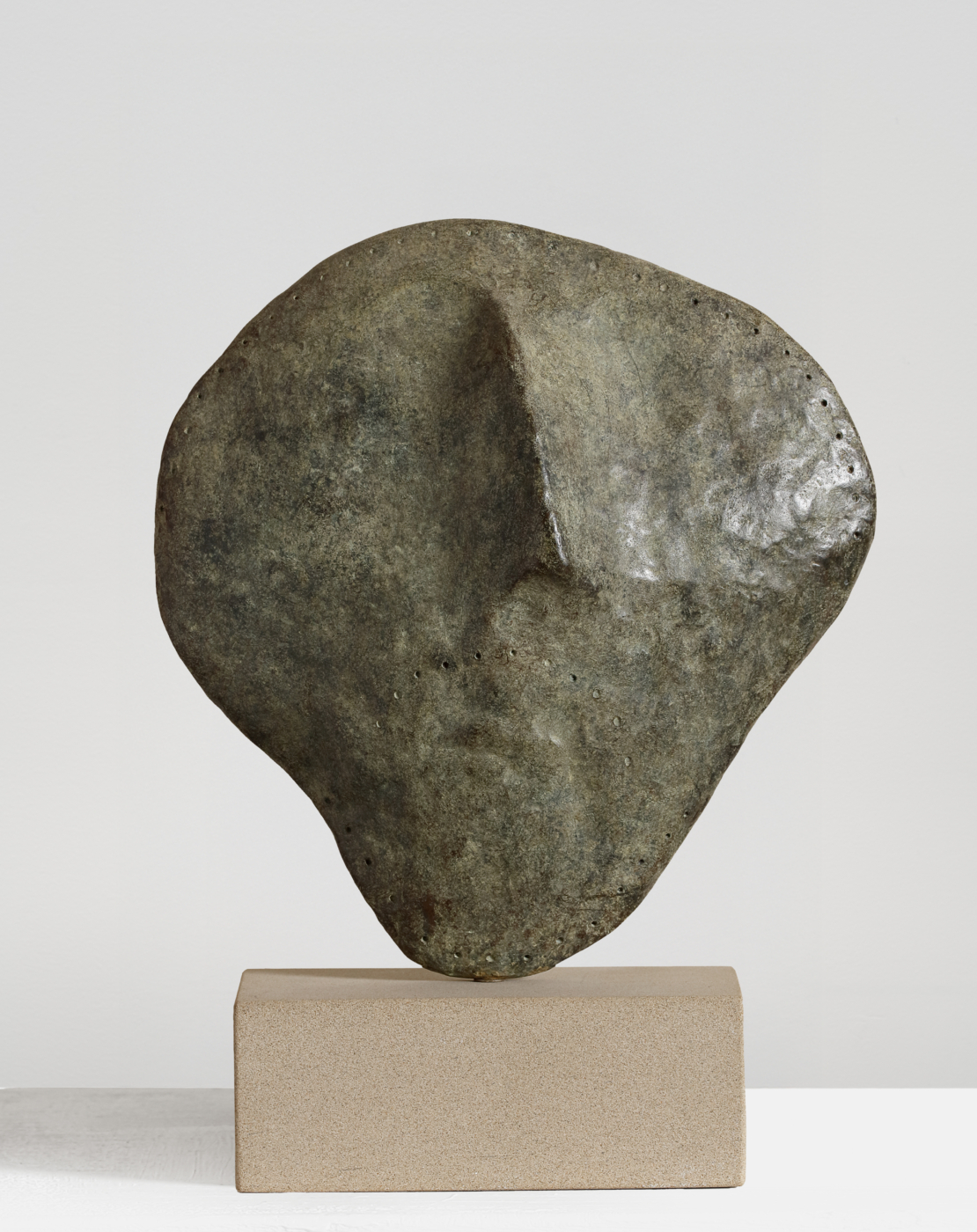 Mask 2, 1979. Bronze, 10 5/8 x 10 1/4 x 3 3/4 in. (26.9 x 25.9 x 9.7 cm)