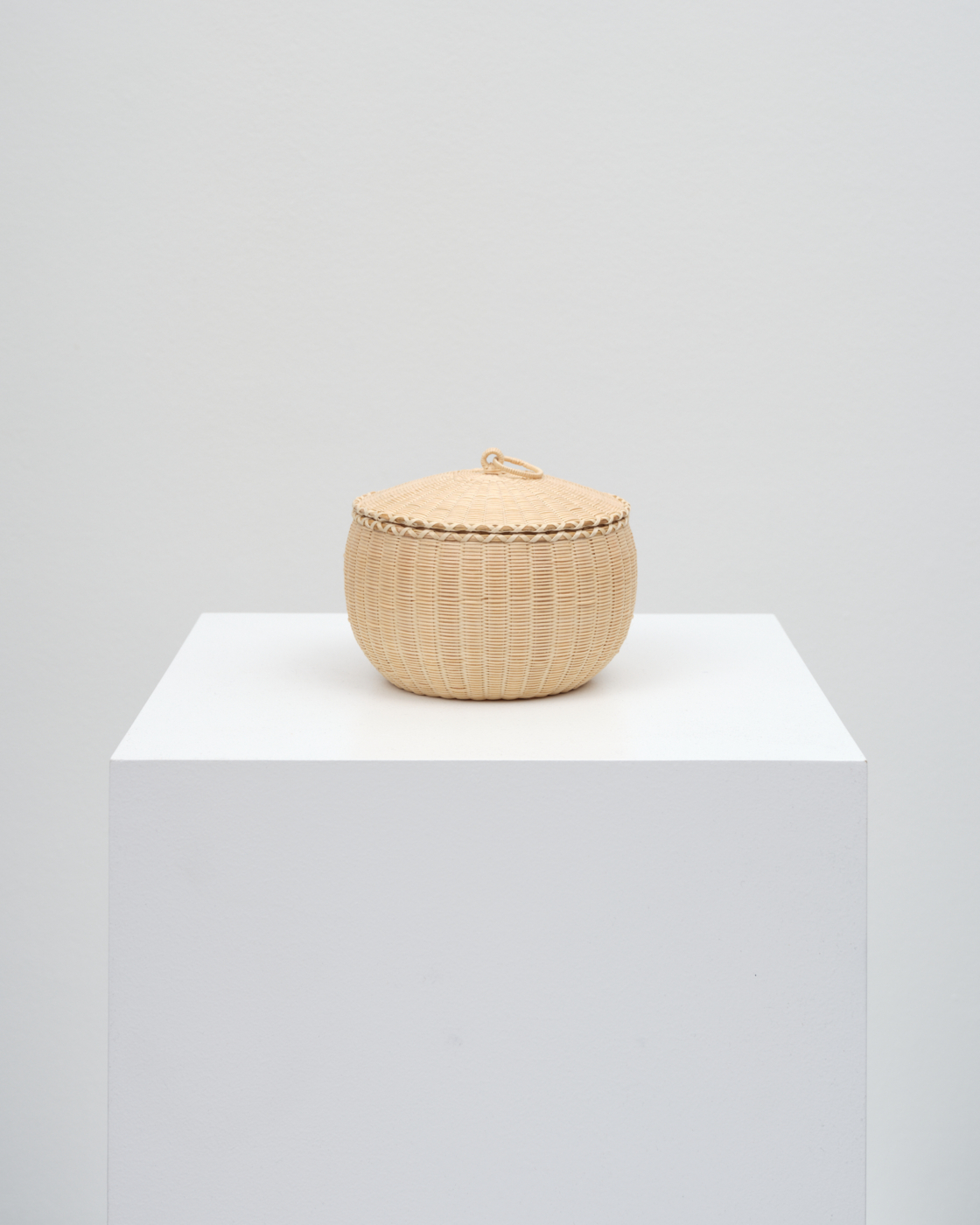 Jeremy Frey, Untitled, 2004. Black ash, 4 7/8 x 6 1/8 x 6 1/8 in. (12.40 x 15.57 x 15.57 cm)