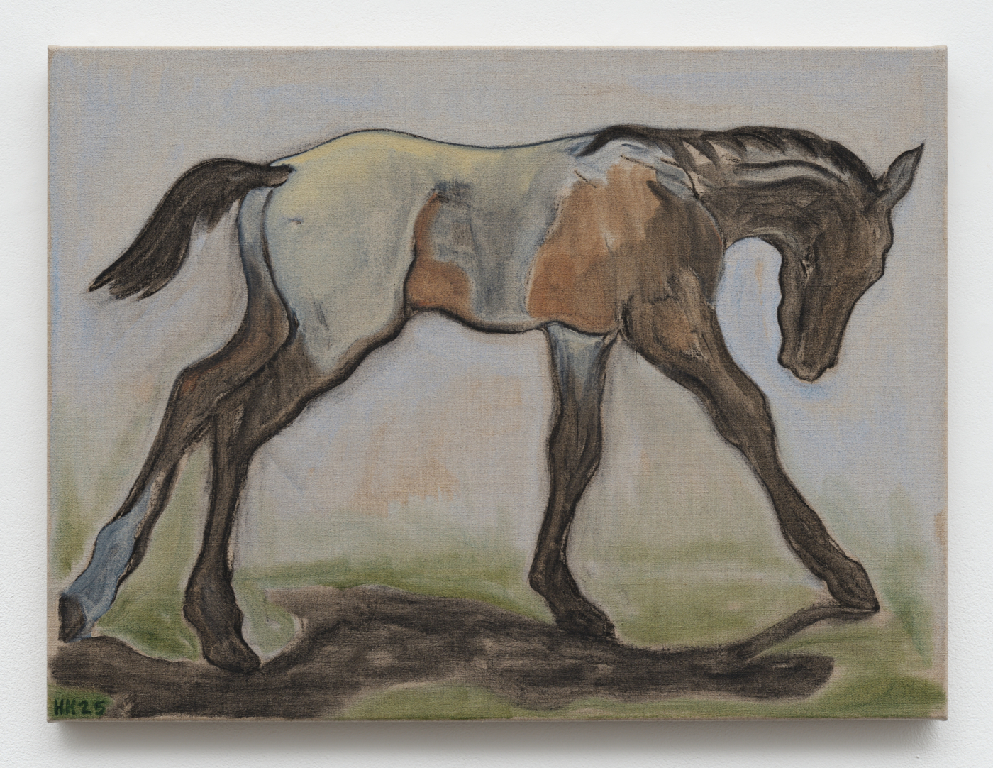 Huddie Hamper, Cantering Horse, 2025. Oil and charcoal on linen, 23⅝ x 31½ in. (60.00 x 80.00 cm)