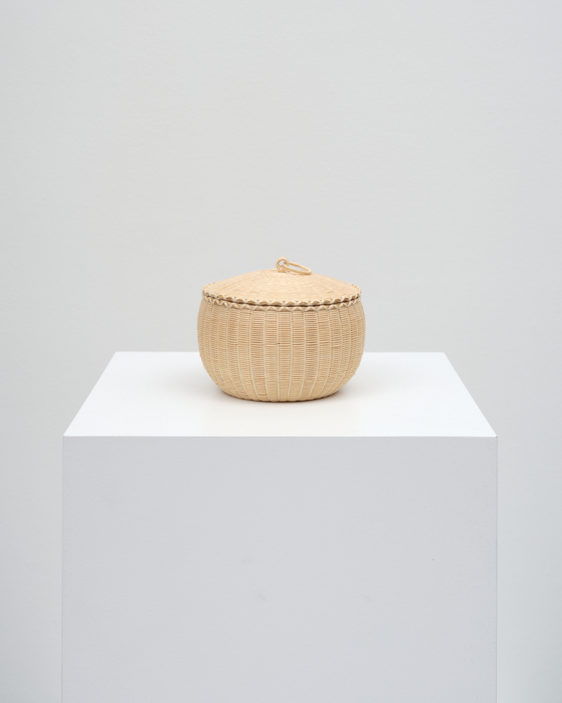 Jeremy Frey, Untitled, 2004. Black ash, 4⅞ x 6⅛ x 6⅛ in. (12.40 x 15.57 x 15.57 cm)