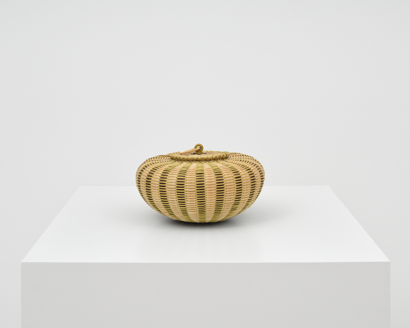 Jeremy Frey, Urchin, 2008. Ash, sweetgrass, and dye, 3 1/2 x 7 1/2 x 7 1/2 in. (8.89 x 19.05 x 19.05 cm)